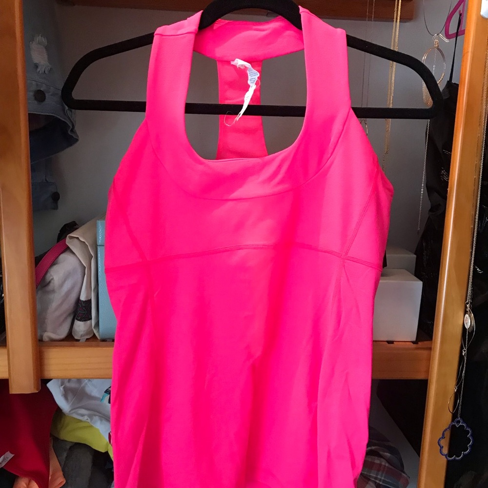 Lululemon scoop neck tank